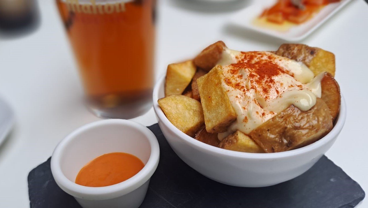 patatas bravas ottima per il tour di tapas a Valencia