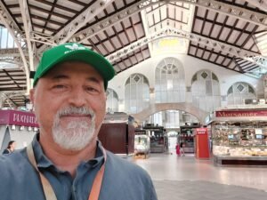 Guida o audioguida? Cosa cambia davvero durante una visita a Valencia 2 WhatsApp Image 2025-07-29 at 00.51.20 (1)